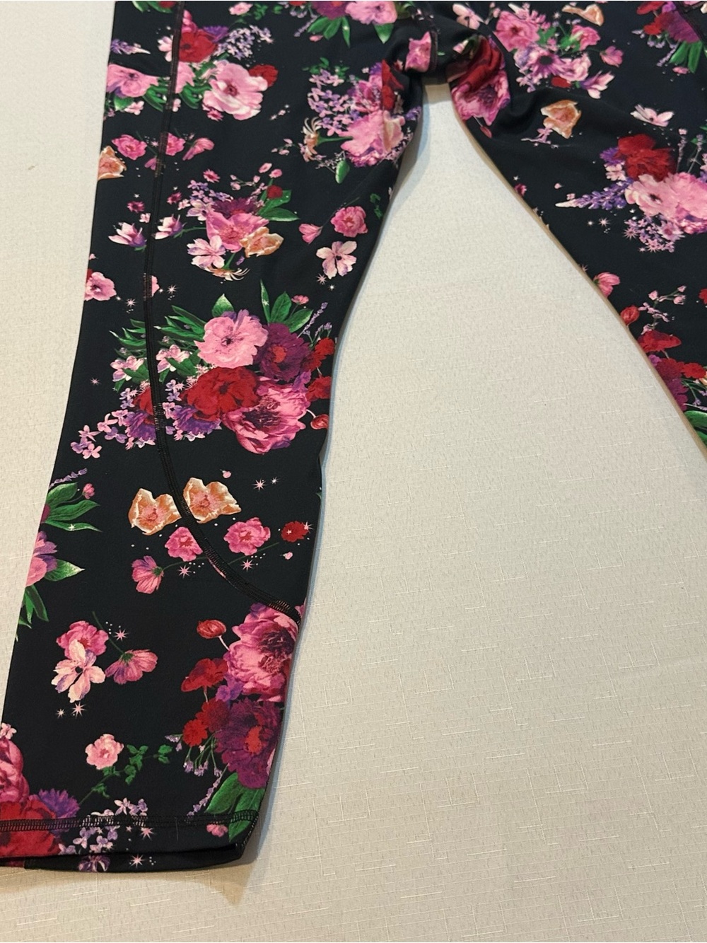 VS On Point Flow Floral Crop Leggings XL - Picture 14 of 15